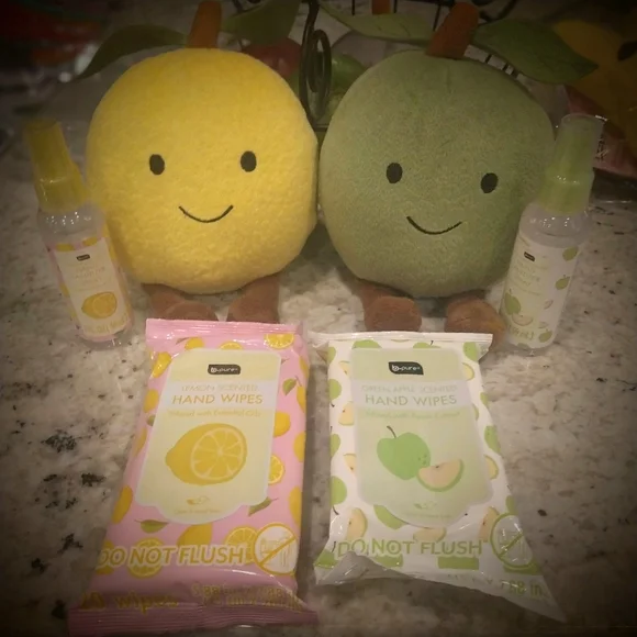 Frankford Lemon & Lime Main Squeeze Plush & Hand Sanitizer Set - Picture 2 of 8